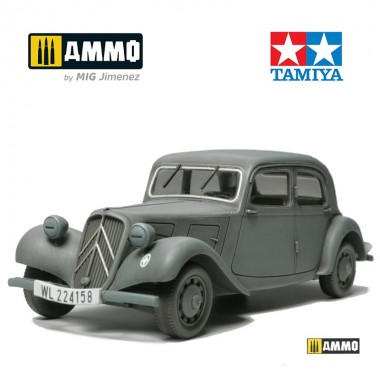 1/48 Citroën Traction 11CV...