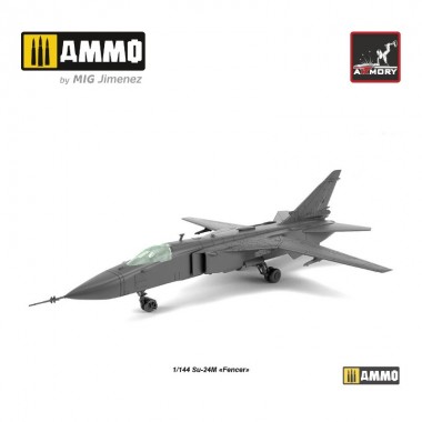 1/144 Sukhoj Su-24M Fencer...