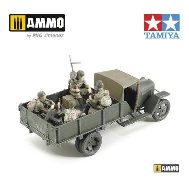 1/48 Camión de Carga Ruso...