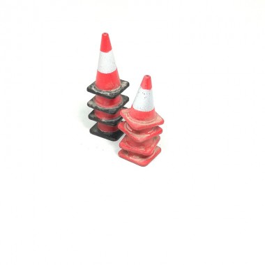 1/35 Big Road Cones (4...