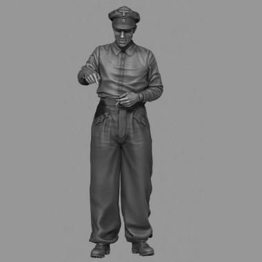 1/35 Waffen-SS Tank Officer...