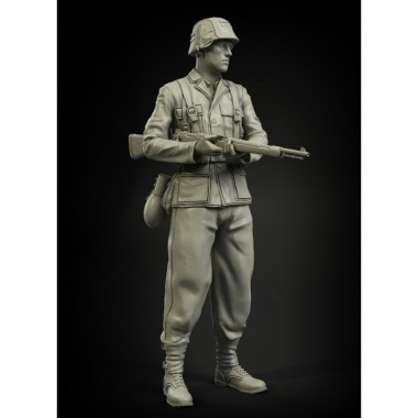 1/35 Waffen-SS Soldier...