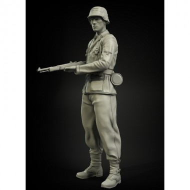 1/35 Waffen-SS Soldier...