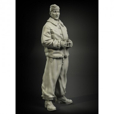 1/35 Waffen-SS Tank Officer...
