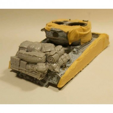 1/35 Stowage Set for M4A3...