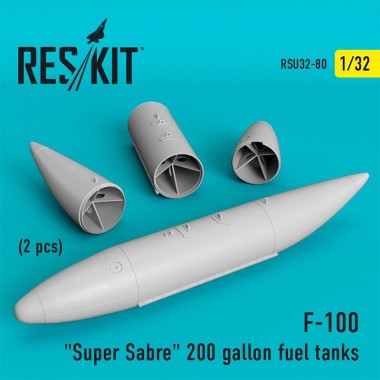 1/32 F-100 "Super Sabre"...